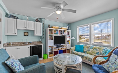 Crystal Charm- West 31