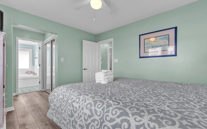 Pier Pointe 5B1- Bldg 2809 8