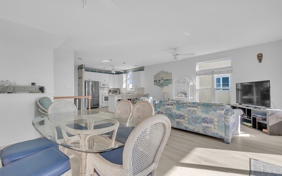 Beach House- East 11