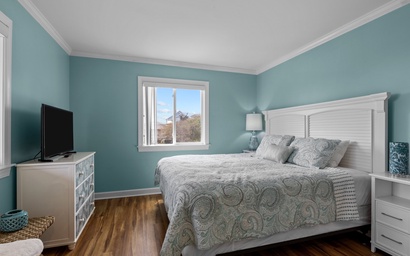 2 The Beach- West 25