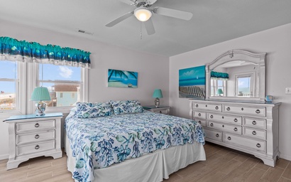 Crystal Charm- West 16