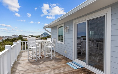 2 The Beach- West 42