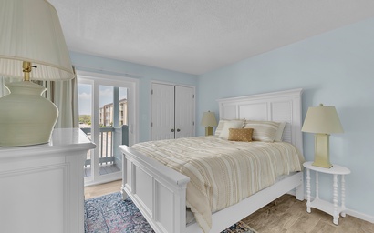 Pebble Beach B-205 22