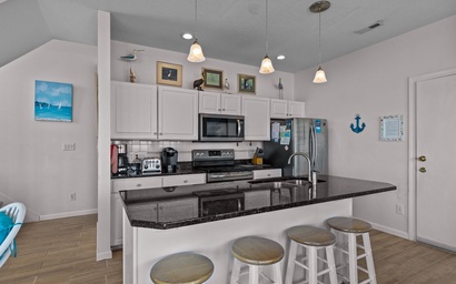 Crystal Charm- West 7