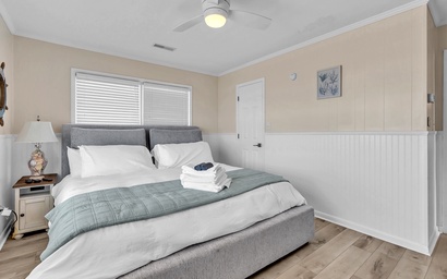 Drift Right Inn- West 17