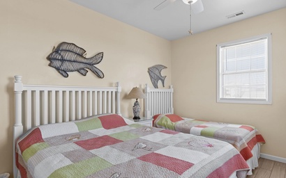 Crystal Charm- East 20