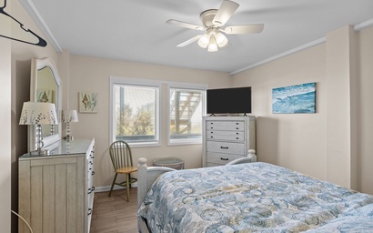 Crystal Charm- East 27