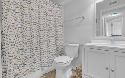 Pebble Beach B-205 26