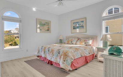 Beach House- East 33