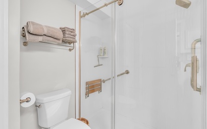 Pebble Beach A-305 23