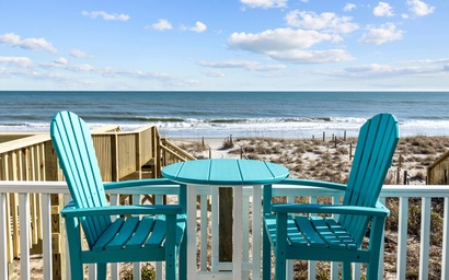 Fins to the Right- West 5