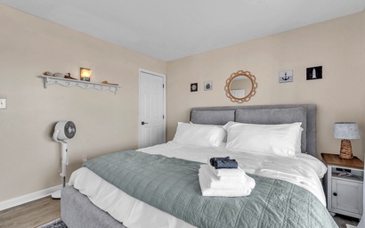 Drift Right Inn- West 27