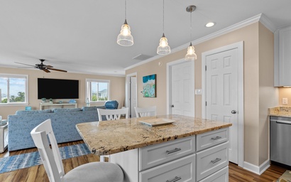 2 The Beach- West 16