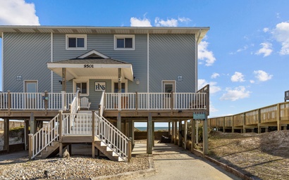 Fins to the Right- West 37