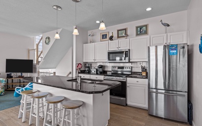 Crystal Charm- West 8