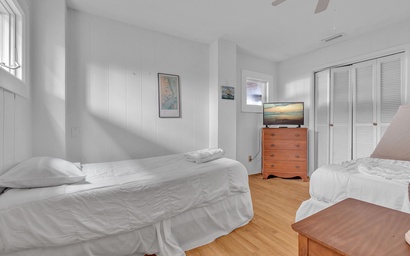 Apex House 33
