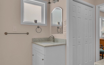 Pier Pointe 5A1- Bldg 2809 24