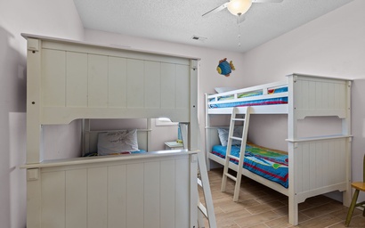 Crystal Charm- West 22