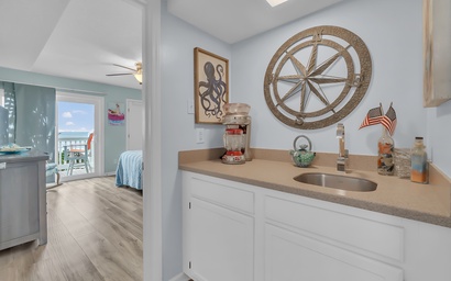 Pebble Beach A-305 16