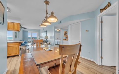 Pebble Beach A-305 13