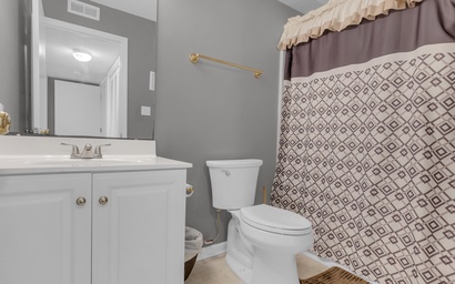 Pebble Beach C-204 24