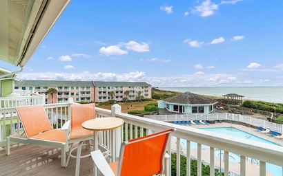 Pebble Beach A-305 36