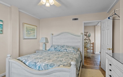 Crystal Charm- East 26