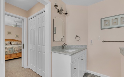 Pier Pointe 5A1- Bldg 2809 23