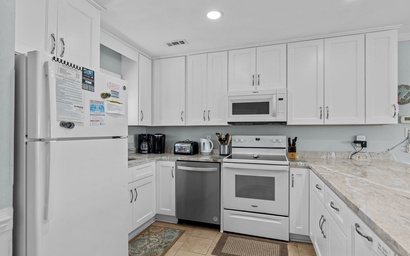 Fins to the Right- West 19