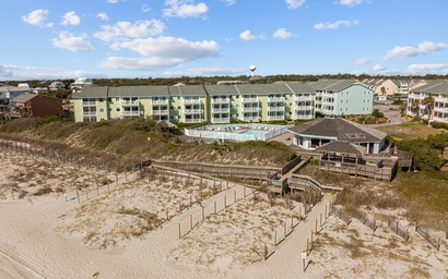 Pebble Beach A-305 34