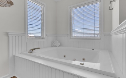 Pier Pointe 1B3 West - Bldg 2913 25