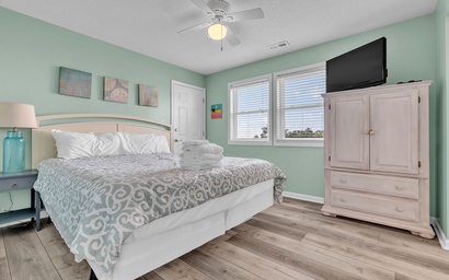 Pier Pointe 5B1- Bldg 2809 7