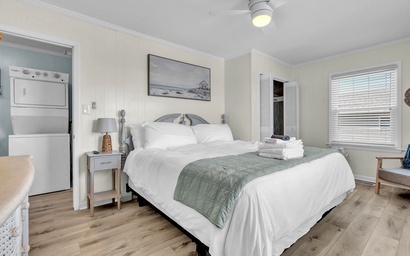 Drift Right Inn- West 32