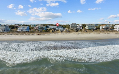 Featured Property Fins to the Right- West