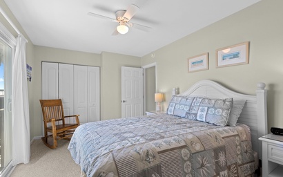 Fins to the Right- West 26