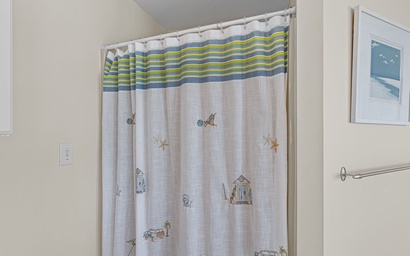 Crystal Charm- East 19