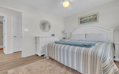 Pier Pointe 1B3 West - Bldg 2913 20