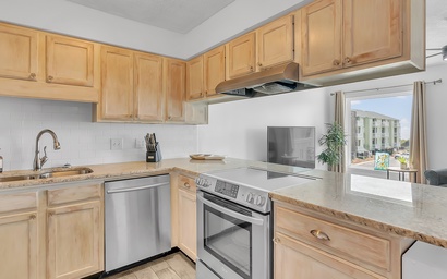 Pebble Beach B-205 10