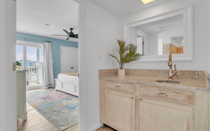 Pebble Beach B-205 16