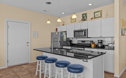 Crystal Charm- East 7