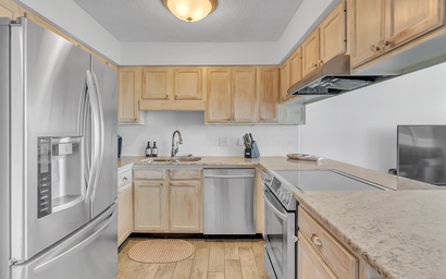 Pebble Beach B-205 9