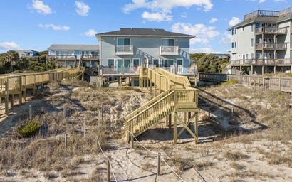 Fins to the Right- West 39