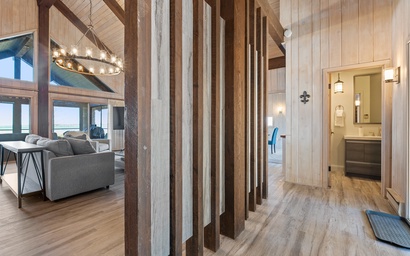 Baileys Harbor Lakefront Abode 9