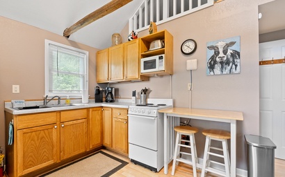 Sunset Shores - Tiger Lily Cabin #5 8