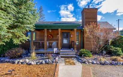 T&J Northwoods Cabin 7