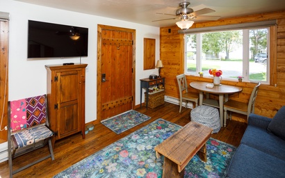 Collings Summer House 8