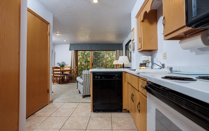 Hilltop View in Fish Creek (Unit B-3) 8