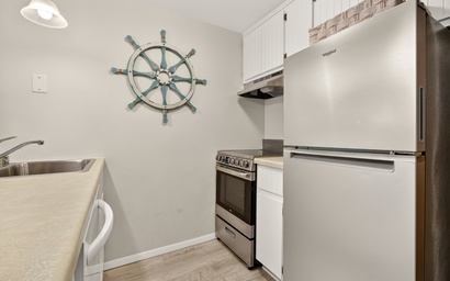 Cedar Haven (Unit 202) 5