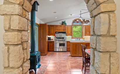 The Goddess Door Family Home 5