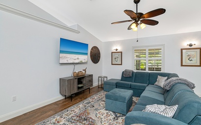 Barefoot Beach Getaway 9